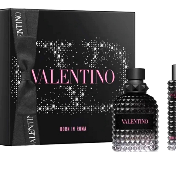 Valentino Other - New in box Valentino set.